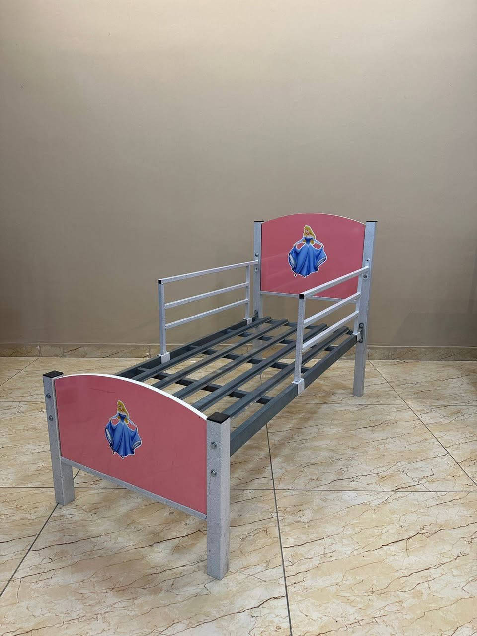 أثاث أطفال • جديدة