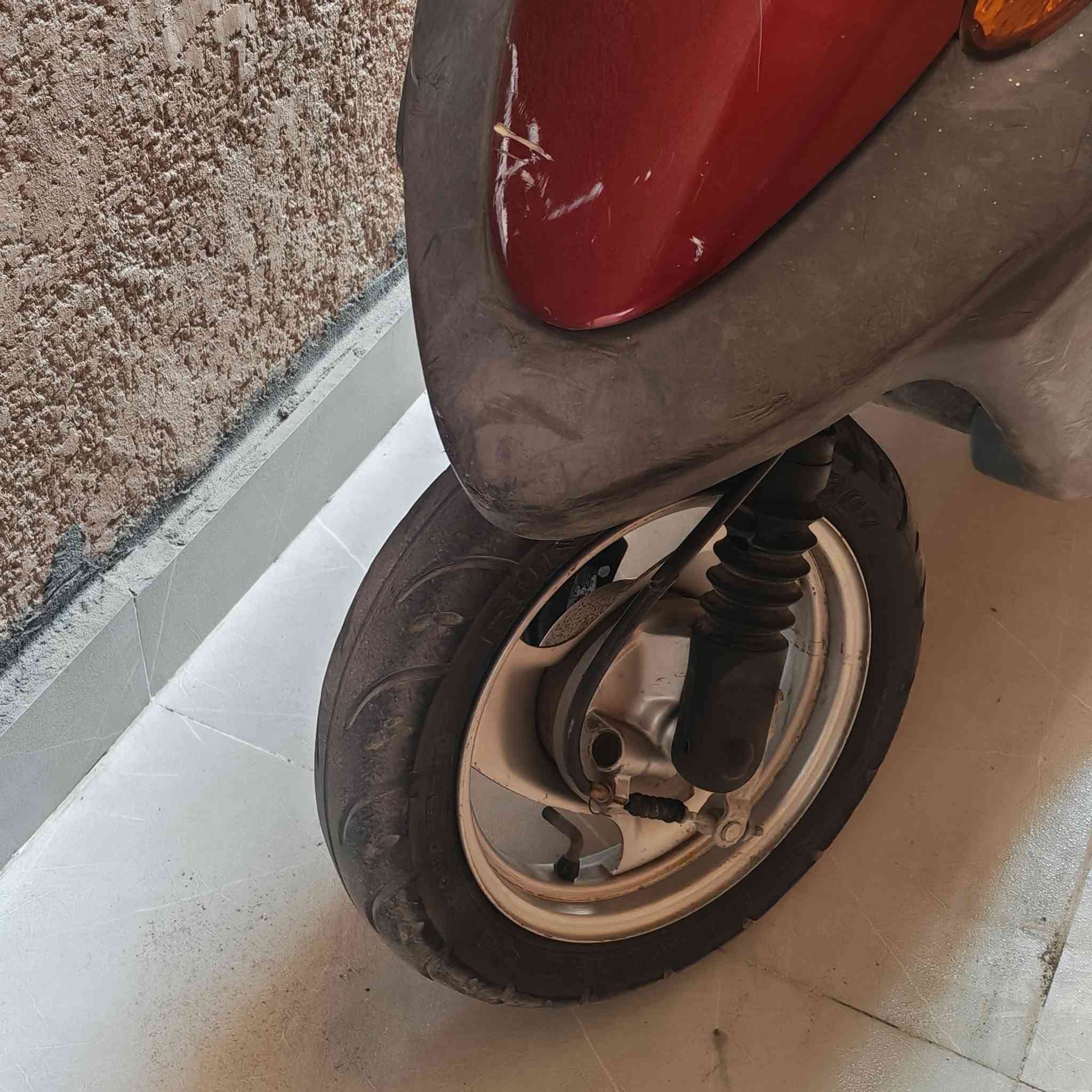 دراجه للبيع مكينه كفاله ممفتوحه تايرات كابريتر ابلك شوته كله اصلي جديد كهربائيات شغاله كلهه نكره سلف السعر 325 او بيه مجال قليل   للاستفسار ***********
