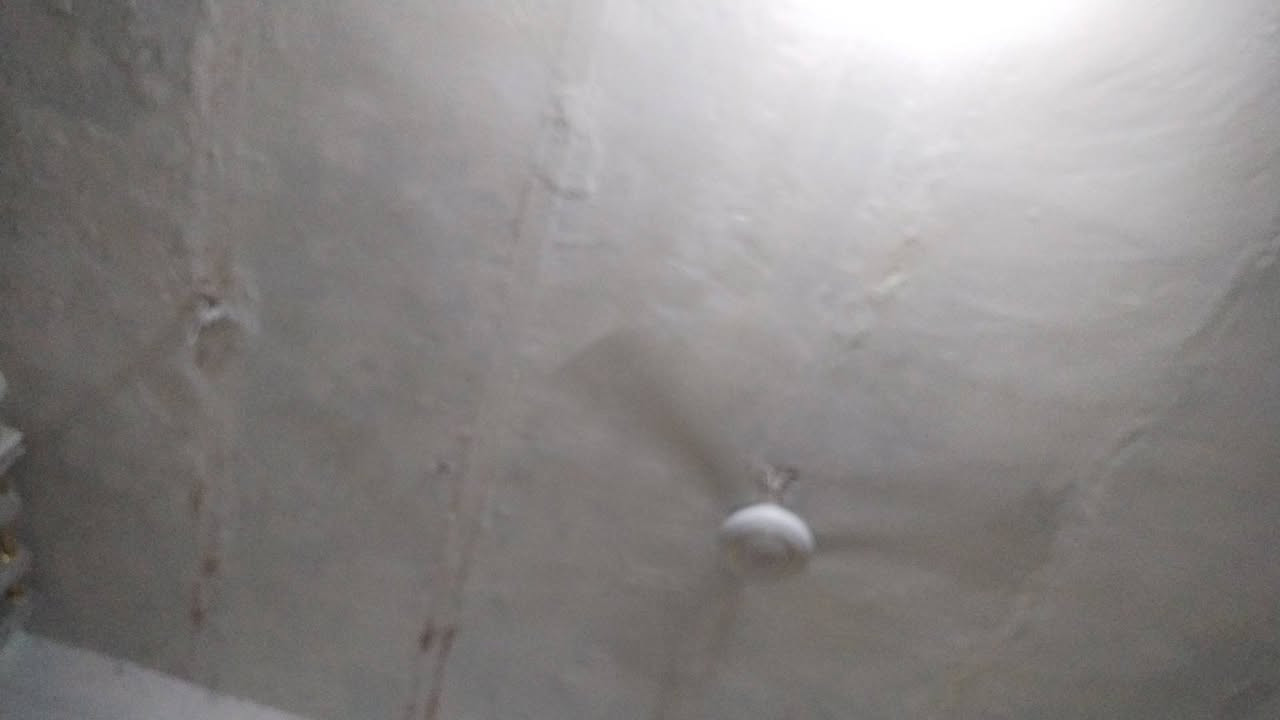 بيت البيع حواسم  قرب تقاطع ابو رمانه كبال مشتل الحوراء ابيت يتكون من غرفتين وصاله وديوانيه ومطبخ وحمام داخلي وخارجي وحديقه 100م *********** اني مكلف بل نشر لا تعلق لا تراسل اتصل بصاحب رقم
