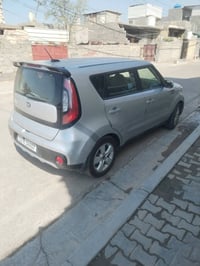 صول للبيع موديل ٢٠١٨ سياره نضيفه حلوه لون سلفري شاشه كبيره محرك ١٦٠٠ ج...