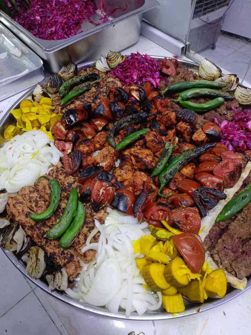 🤩😍
مطعم # مشويات سرمدي 
يوجد لدينا  كباب بالكيلوات 
كباب لحم  /٢٢الف لحم عراقي سفري 
كباب دجاج /١٢ الف سفري /١٦ شيش
تكه دجاج /١٠ الف 
اجنحه / ١٠ الف
تكه لحم /٢٠ الف 
مقبلات كامل وياه مجاني 

العنوان : كركوك - حي الخضراء قرب جامع اهل البيت 
توصيل كافة مناطق كركوك 
#للحجز ***********
*********** واتساب
