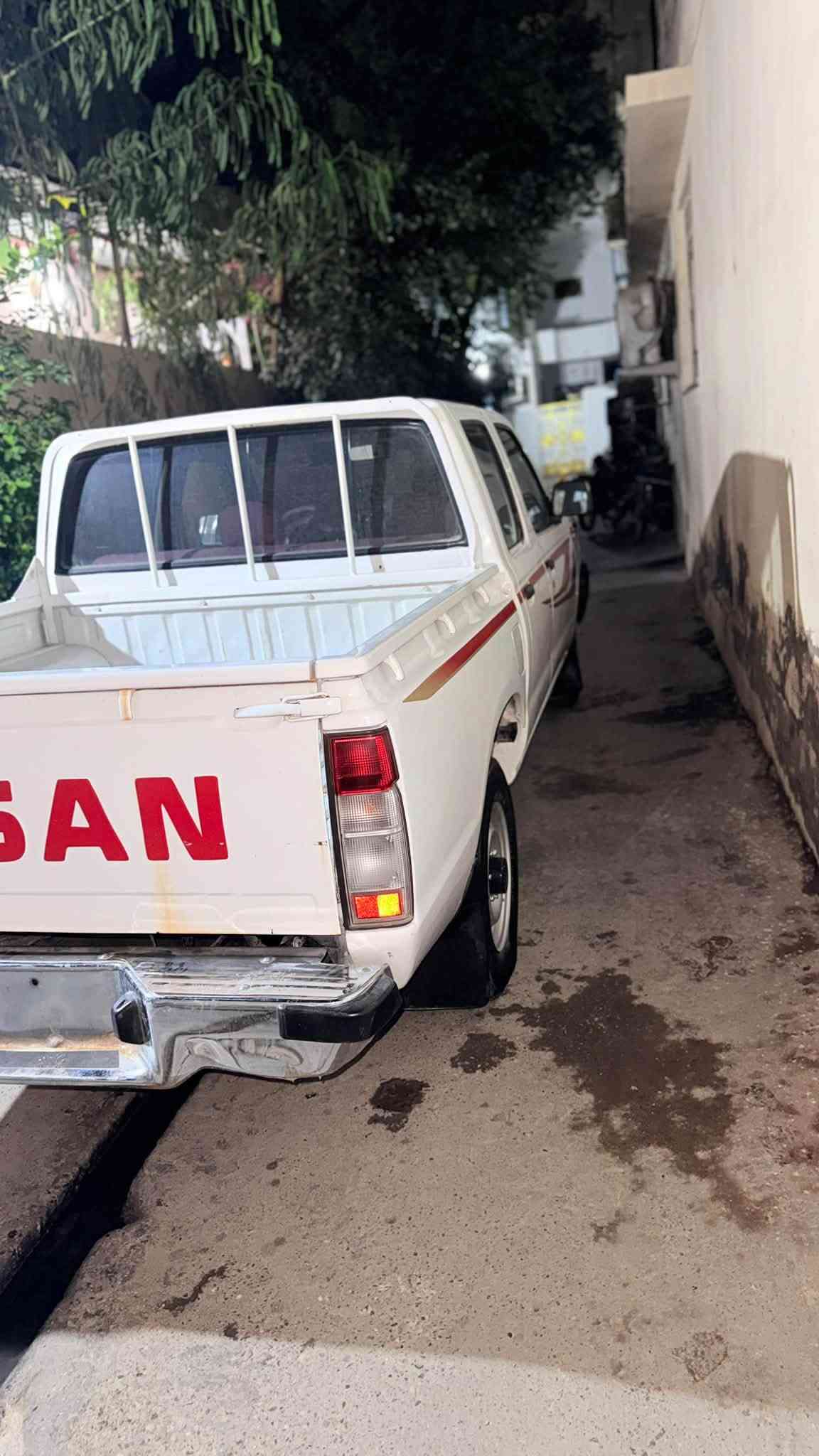 نيسان دبل • ٢٠٠٧ • رقم بغداد