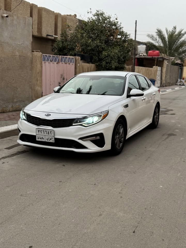 اوبتما مديل 2020
وارد امريكي كلين 
مواصفات fe
ماشيه ٧٨ميل 
رقم انكليزي جديد بسمي 
معروضه ١٥٨وبيه مجال 
التواصل 
***********

