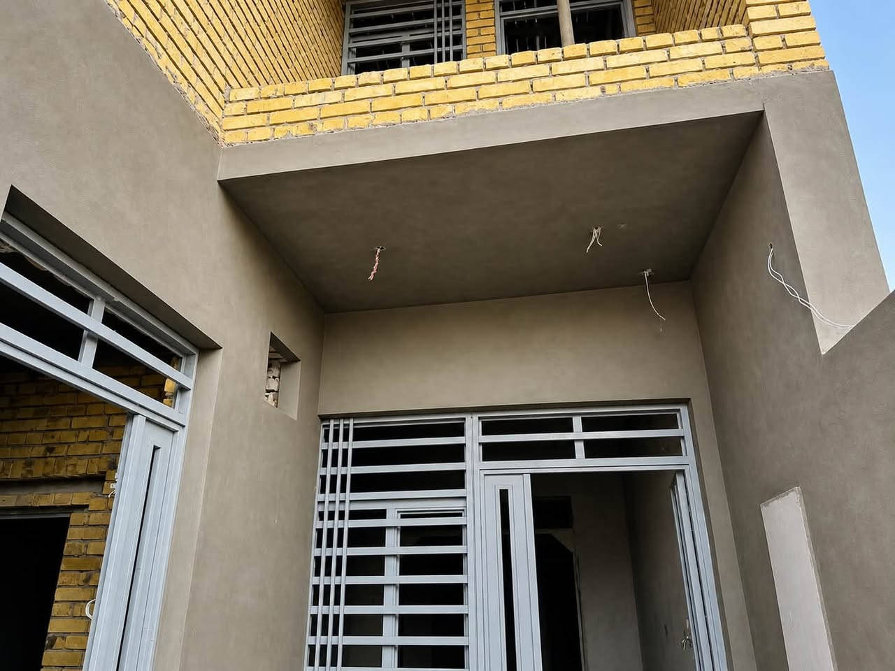 👷🏻‍♂️ كادر  متكامل لجميع أعمال البناء والتشطيبات 🏗️

من البداية إلى آخر لمسة نوفر لك أصحاب اختصاص وخبرة:

🔸 بناء وهدّ وترميم
🔸 ماء ومجاري وتمديدات صحية
🔸 كهرباء وتمديدات
🔸 لبخ وبياض
🔸 صبغ وديكورات
🔸 سيراميك وكاشي
🔸 جبس بورد وديكورات جبسية
🔸 حدادة ونجارة
🔸 عزل وتسليك
🔸 تركيب أبواب وشبابيك
🔸 تشطيبات داخلية وخارجية

💪 عمال مهرة + أصحاب اختصاص + إنجاز مرتب
📍 نوفر الكادر حسب نوع العمل وحجمه.
📞 للحجز والاستفسار تواصل معنا.
لاتصال:***********
وتساب :***********
