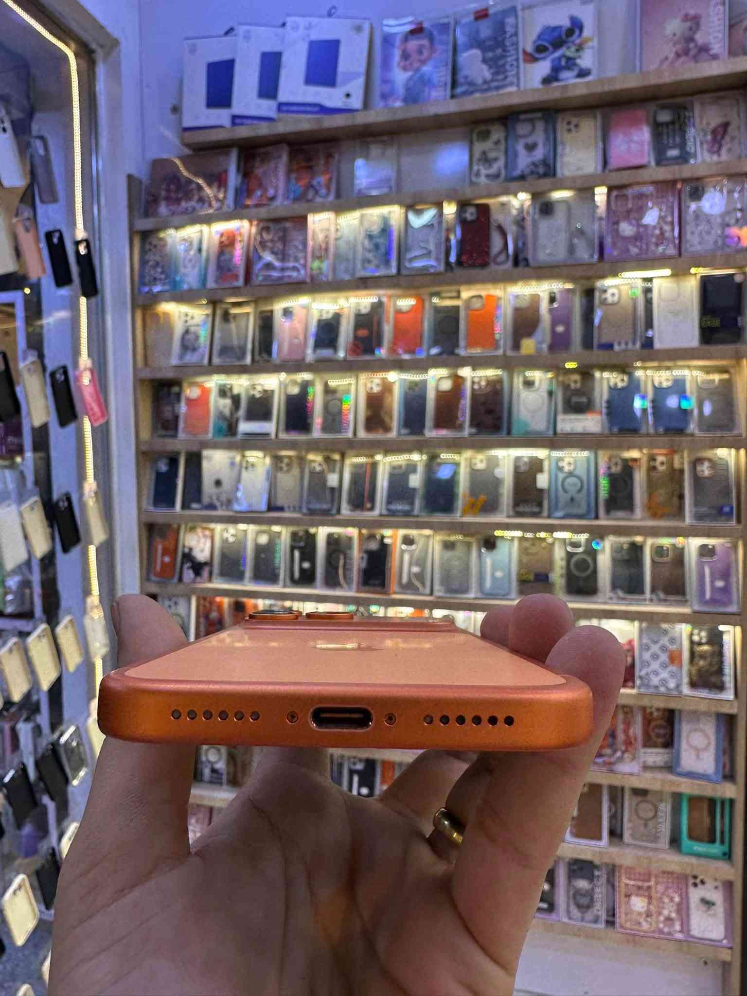 آيفون 17 برو ماكس • ٢٥٦ غ.ب • بطارية ٩٨٪