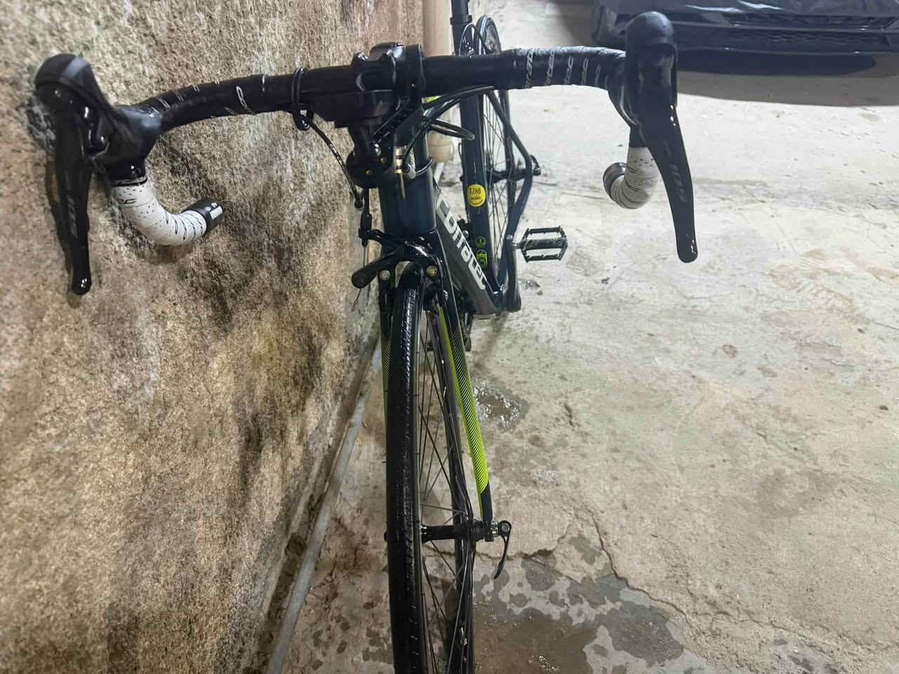 سلام عليكم
CORRATEC CCT TEAM 105 الماني كاربون

صنع الماني

ماركة عالمية

كاربون فايبر

سستم السرعات شيمانو shimano 105 r7000

التفاصيل 

SPEED: 22 speed

YEAR: 2022

HANDLEBAR: ZZYZX Alloy Handlebar

SADDLE: Selle San Marco Monza

REAR BRAKES: Shimano 105 R7000

REAR DERAILLEUR: Shimano 105 11s

RIMS: ZZYZX 700C Disc I 28 mm

FRONT BRAKES: Shimano 105 BR-R7000

STEM: ZZYZX SL Alloy Stem

SHIFTERS: Shimano 105

FRAME: Corratec CCT Team Disc Carbon

FRONT DERAILLEUR: Shimano 105

CRANKSET: Shimano FC-RS 510 50/34T

TYRES: Continental Grand Prix 28″ | 25mm, clincher

FORK: Corratec Pro Control Disc Fork carbon EPS

CASSETTE: Shimano 105 11-32T

SEAT POST: ZZYZX SL Alloy

GROUPSET: Shimano 105

سعر خاص (واتساب ***********) بغداد زعفرانية
