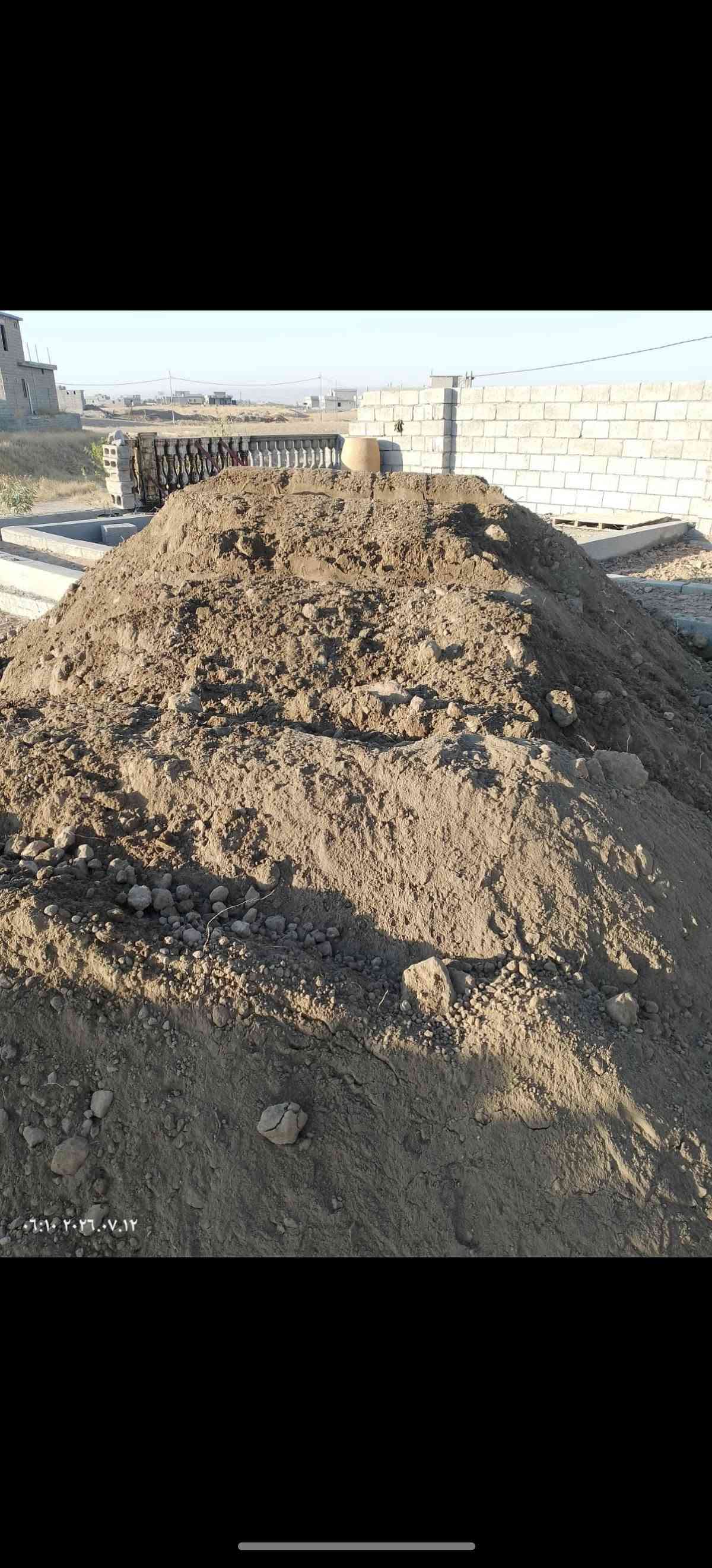السلام عليكم يوجد تربة زميجية درجة
ولى مال ثيلات للتصال ***********

نص مكتوب في الصور:
- ٠٥٩٠٤٢٦٠٧١
- ٠٦:١٠ ٢٠٢٦.٠٧.١٢