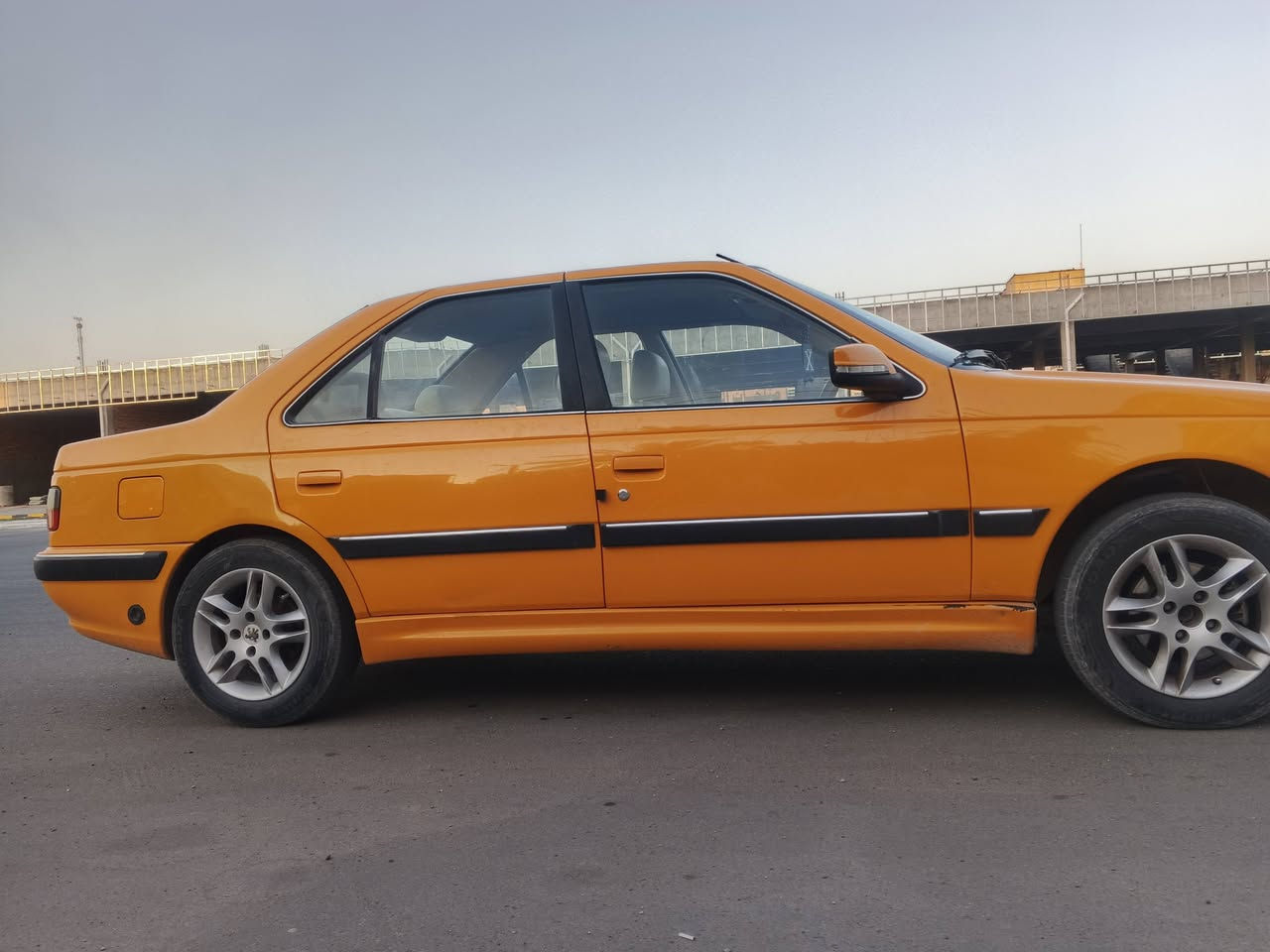 سلام عليكم بيجو بارص البيع ملاحظه بيها بارد بجاملق المامي مكفولة من الفتح وتبديل موديل 2024رقم نجف مكاني بلكوفه سياره غاز بانزين سياره حره سعر 65وبيها مجال تصال على ***********
