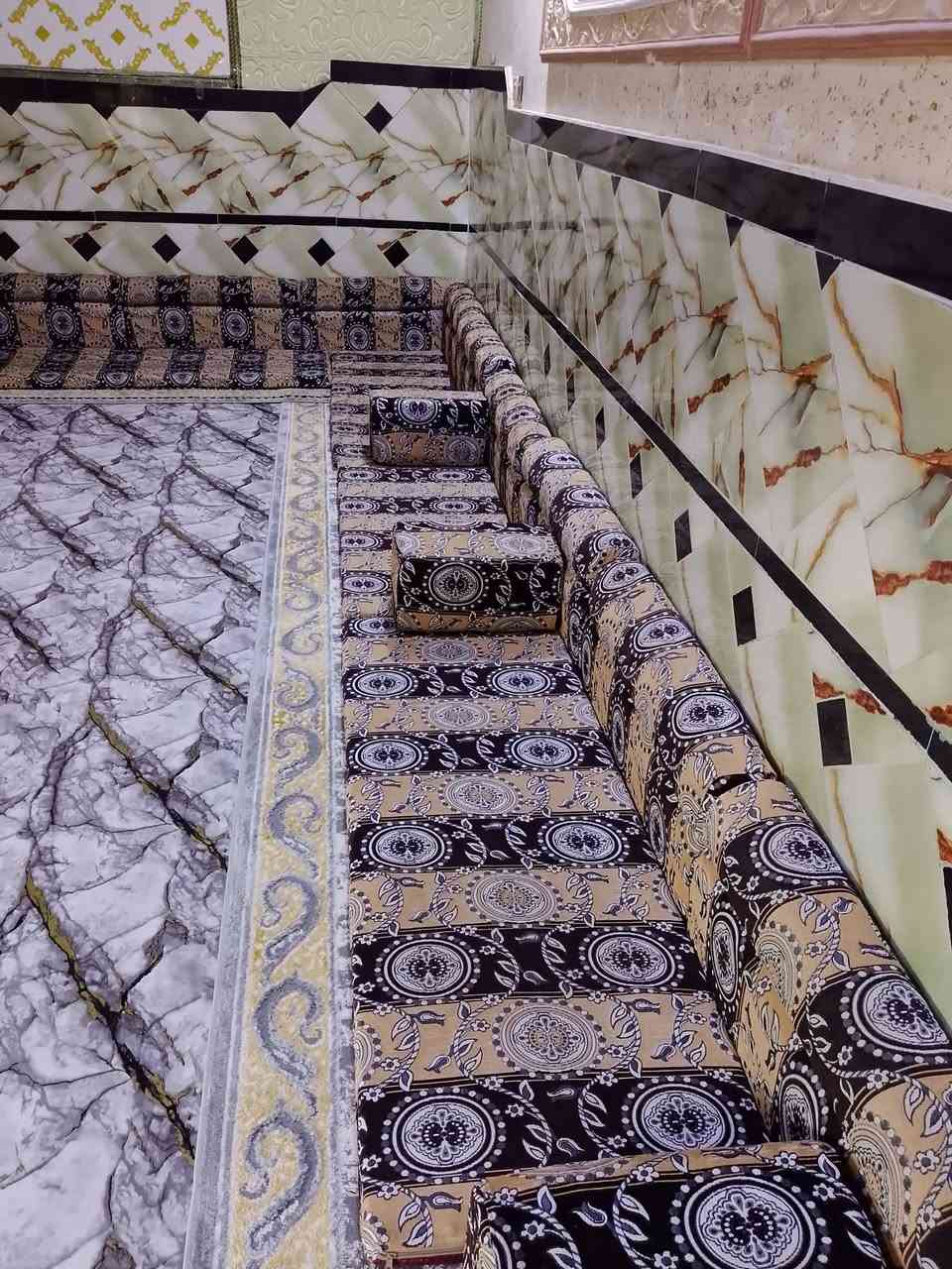 جلسة عربية • ١٤م • البصرة الحيانية
