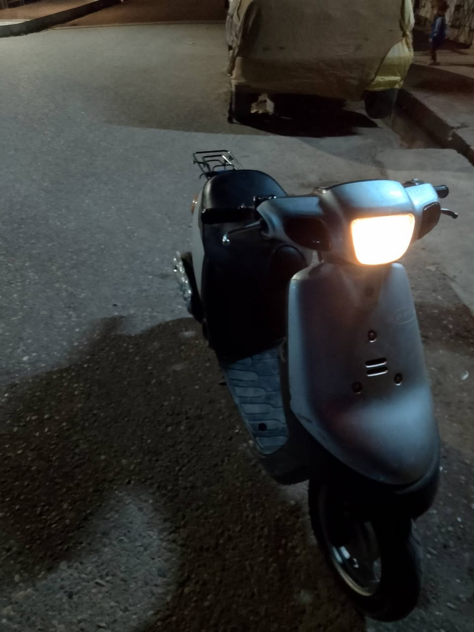 سلام عليكم ماطور بوتين للبيع ماطور كامل بس يعوزو باتري مكينه شرط شلعه ومعدل فول سعر 200 وبي مجال
رقم اسيا ***********
