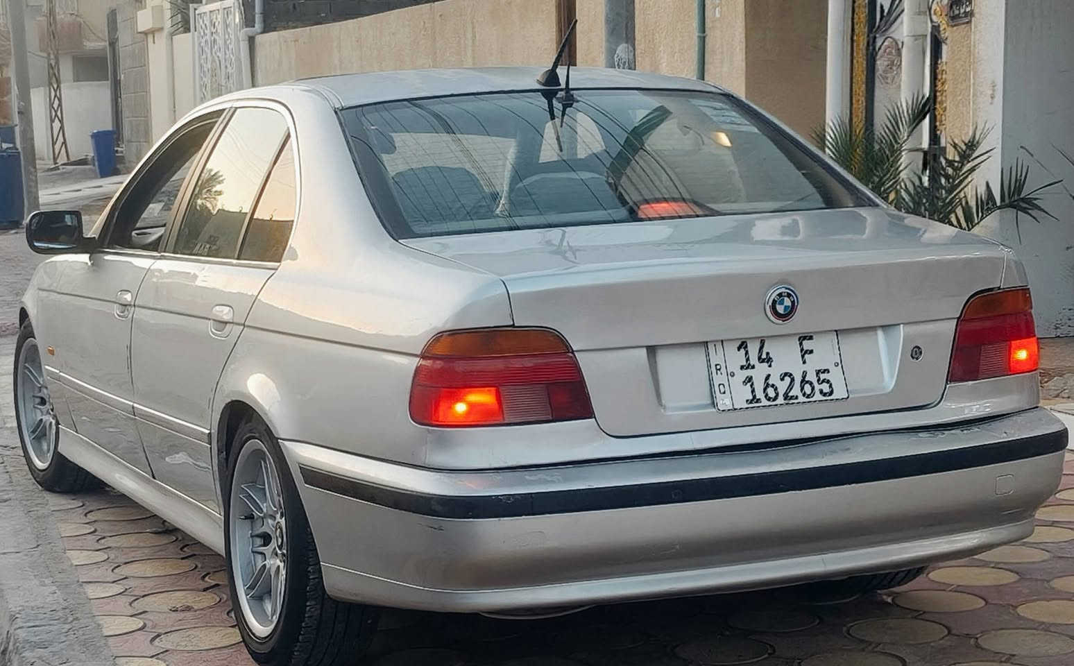 صقر مديل 2000 مكينه25 ستوه شاده كير جديد حداديه جديده ستوه مبدله دعاميات M كشنات جلد كهرباء تنته تبريد شاشه مري كهرباء منضومه زنون تايرات نضاف رقم بصره سنويه ما منتهيه مكانه بل بصره سعره 70 بي مجال
التواصل ***********تصال

