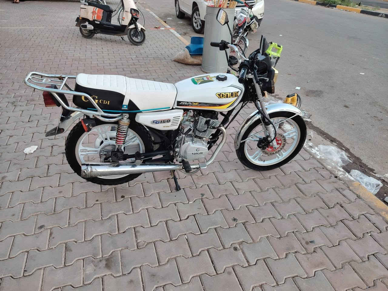 س ع ماطور خمسه كير سلف سونيك الأصلي باب اول نضيف كلش محرك كير كهربائيات دشبول كامل شغال مابي اي نقص جاهزه الدرجه موديل 22 الشراي يجي خاص رقم موبايل *********** المو شراي لا يكسر بل سعر الدراجه كله وضع بلاد مال شركه السعر 580 بي مجال

