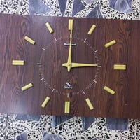 ساعة • نشينال • متروكة