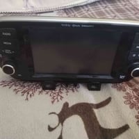 شاشه توسان • اصليه • موديل ٢٠/١٩