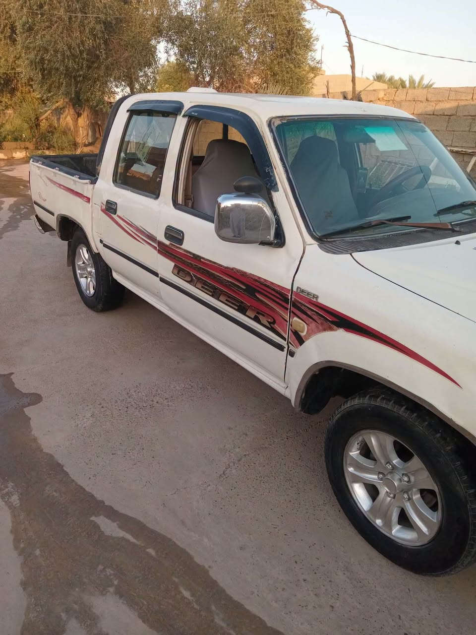 السلام عليكم سياره دير منفيس موديل ٢٠٠٦ كير محرك شرط والكشر شوف العين جاهزة مال جناي السعر ٢٤ ورقه اوبيهه مجال موبايل ***********المكان ناحية الزاب
