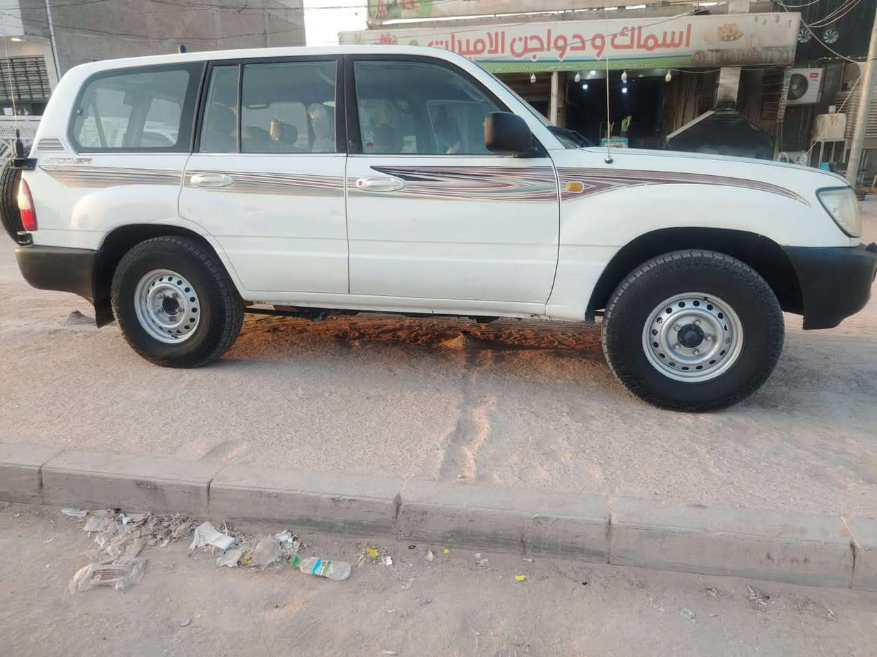 للبيع لاندكروز بصره
لاندكروز سلك مديل ٢٠٠٣ رقم بصره بسمي ستوني مداور وشاد ارقام جدد  كير عادي فور ويل جام كهربائي شاشه وكامره دفع رباعي شغال تبريد شغال دبل تانكي بيها جاملغ امامي صبغ ودور مال الجاملغ الخلفي 
جاهزه من كولشي 
السعر 135 ورقه 
مكاني النجف 
***********
