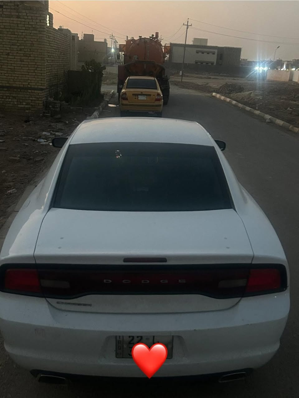 جارجر14اربيل كفاله فقط رش بنيد بدون فتح ماشيه200مكينه3600كير ماوس قبل شهر شادهن 
شاشه جبيره كشن حضن السعر175
***********
