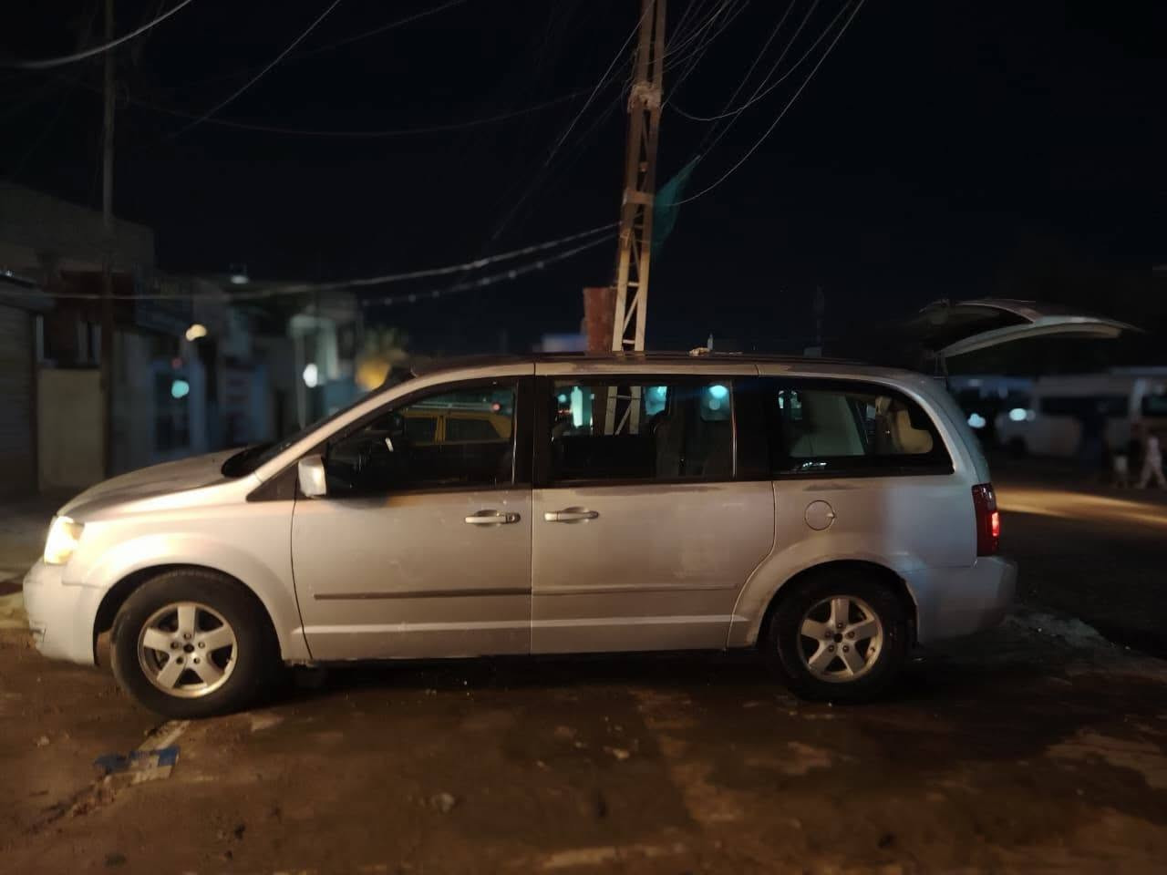 3300
2008
وادر كندي 
مصبوغه عام جماليه وعوزه صبغ
مبدل جاملغ وباب سايق 
تبريد 3قطع ثلج
تخم تايرات جدد
كهربائيات كله شغاله
كير مكينه خير من الله 
صدره 75/100
 شاشه بلاد لمس كشنات جلد لون بيجي كهربائي 
السعر 75بيه مجال بسيط
العنوان بغداد الأمين الثانيه 
***********
***********
