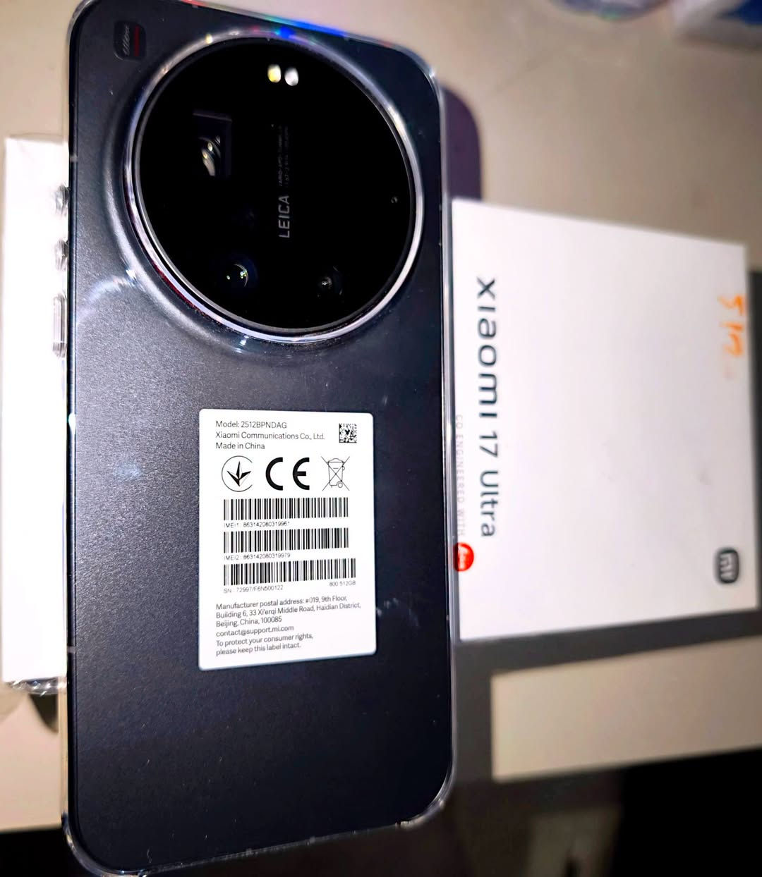 - Xiaomi 17 Ultra
- لـون أسـود 
- ذاكـرة 512 
- كـارتونة ومـلحـقات كـاملة 
- مـاخذة أول ما نـزل 1,900,000
- جـهاز شخـط مابـيه كفـالة عـامة 
- كـفر ثانـي وياه اسود شفاف ماكسيف 
- رايـدة ب 1,600,000 بـيه مجـال قـليل
- مكـاني بـغداد الأصـلاح 
- للـتواصل ***********

نص مكتوب في الصور:
- 10:53 31 Battery protection Battery info Battery health 98% Cycles 161 Manufacture date Nov 2025 First use May 2026 Charging protection Charge fully Battery protection To extend battery life, the device will stop charging when battery level reaches 80% and charge fully only when scheduled Intelligent charging To extend battery life span, the system will learn how you charge your device and stop charging when battery level reaches 80% in applicable situations