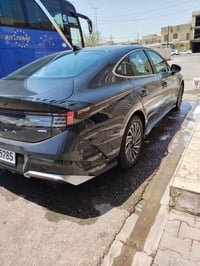 سوناتا هايبرد وارد امريكي 2024 فئة sel القياسيه ازرق غير محدد  رقم بغد...