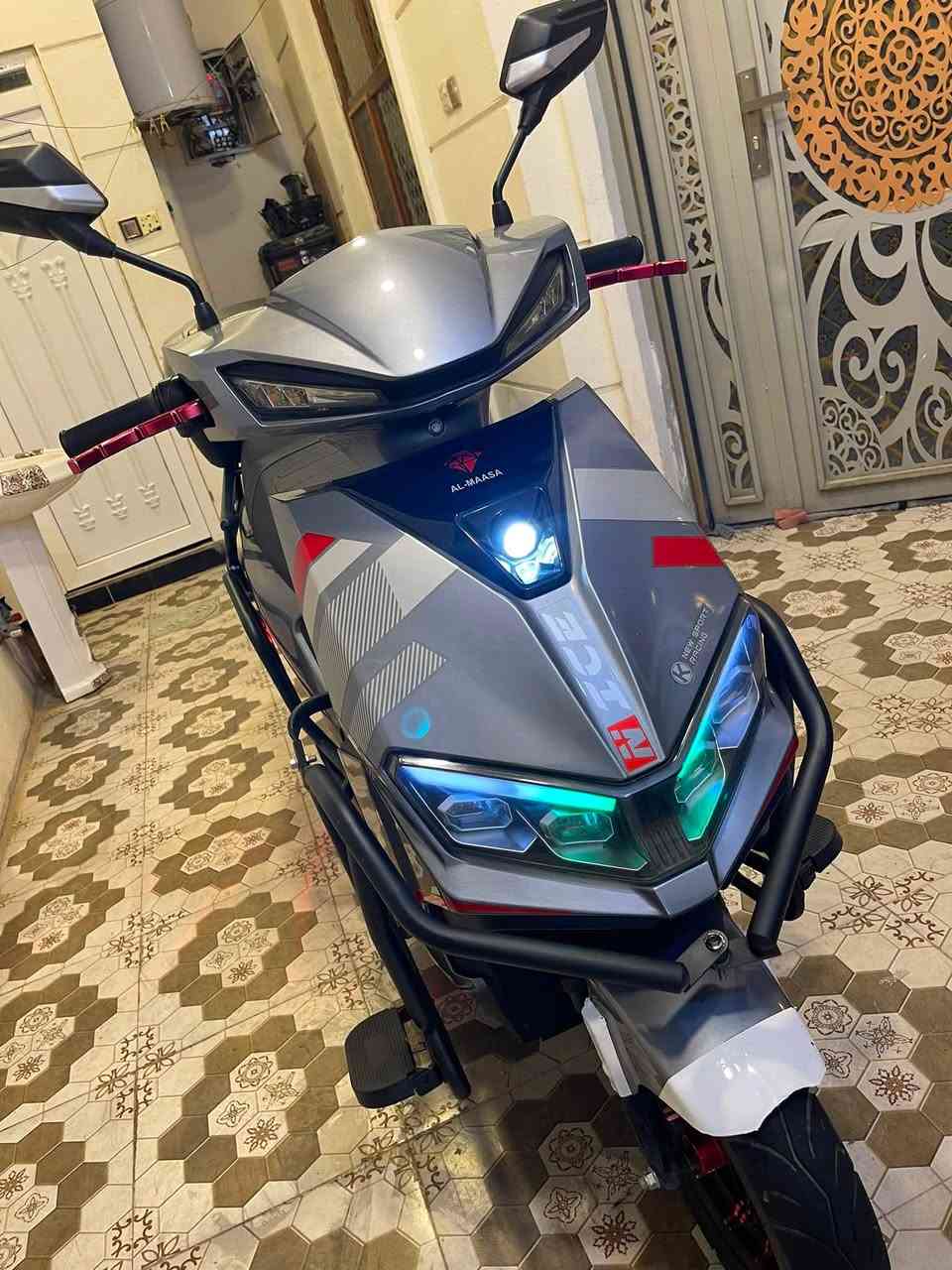 السلام عليكم
دراجه شركة الماسه 💎الشبح 
موديل2026
موطور بالكارتون جديد مستخدم شهر 
(اخو الزيروو مستخدم شي قليل جداً مكفول حتى من شخط ...)
(بطاريات عدد 6 على فحص ) 
فول مواصفات  «ملف 3500W>
(نظام  R) (نظام P)
(مخرج شحن USP) 
(سرعة 99) (سرع 4)
(مثبت سرعة) 
لايت زنون عالي ناصي 
اشاير يمنة يسرة دبل اشارة
السعر675الف 
الموقع داخل الرمادي
الاستفسار :***********
