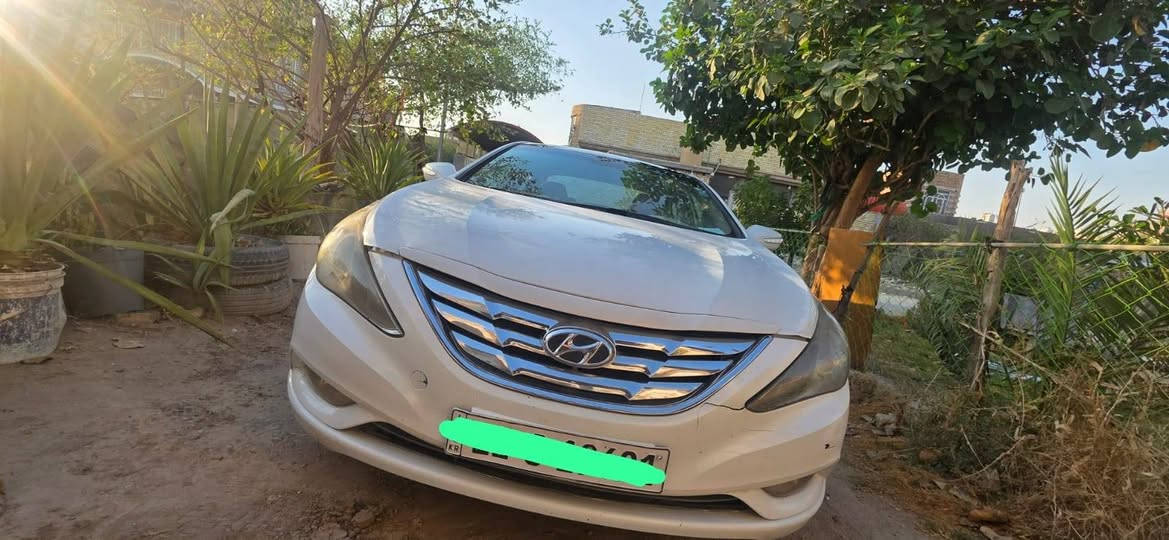 سوناتا خليجي موديل ٢٠١١ رقم أربيل مكينه ٢٤٠٠ 
سيارة بيها قطعة قطعتين مبدلات واحد بارد 
تبريد بانوراما 
سيارة الحمدلله مال جناي عندي بيها وكالة ومالكها من مدينة القاسم 
السيارة كاملة سعرها ١٠٣ وبيها مجال للشراي 
للتواصل والاستفسار 
***********
