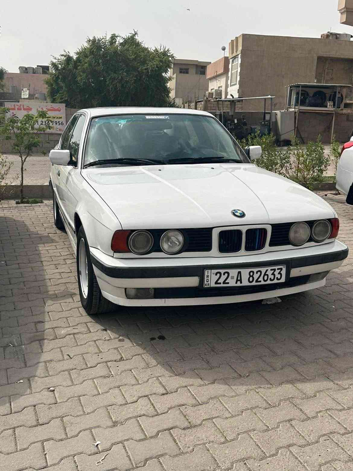 بي ام ٥٢٠ • موديل ١٩٩١ • رقم كركوك