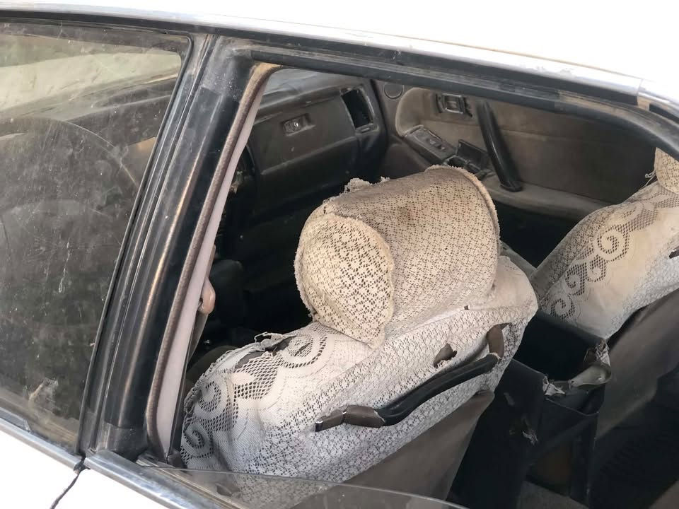 السلام عليكم هارتوب للبيع تسقيط
محرك 2.5 ديلكو لا تنقيص و لا تبخير گير وكالة 
بس صار ثلاث اشهر طافية عطلانة صار عندنا ظرف 
و ما عندي اصلحها ابيع كوم حديد لا تسألني عن شيء لان ما اعرف بالسيارات للتواصل 
***********
