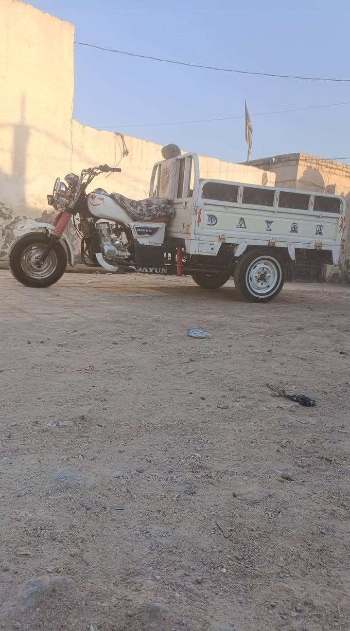 سلام عليكم ستوته لبيع موديل 9 تعمير مال مديل 25 كله جديد مكينه بلكرتون شاصي مكفول بدي جديد كهربائيات كله شغاله مابيه اي نقص ريته بأحد 500 وبيه مجال مال جناي هثه رقمي تصال وبيك خير وتدلل ***********
