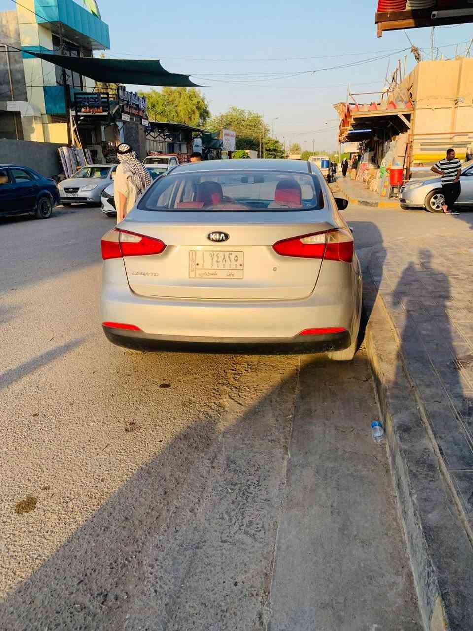 السلام عليكم للبيع سيراتو خليجي ٢٠١٥
صبغ قطعتين بنيد وجاملاغ محرك 1600 جديد كير جديد صدر جديد مواصفات نص فول
السعر 97 
***********
