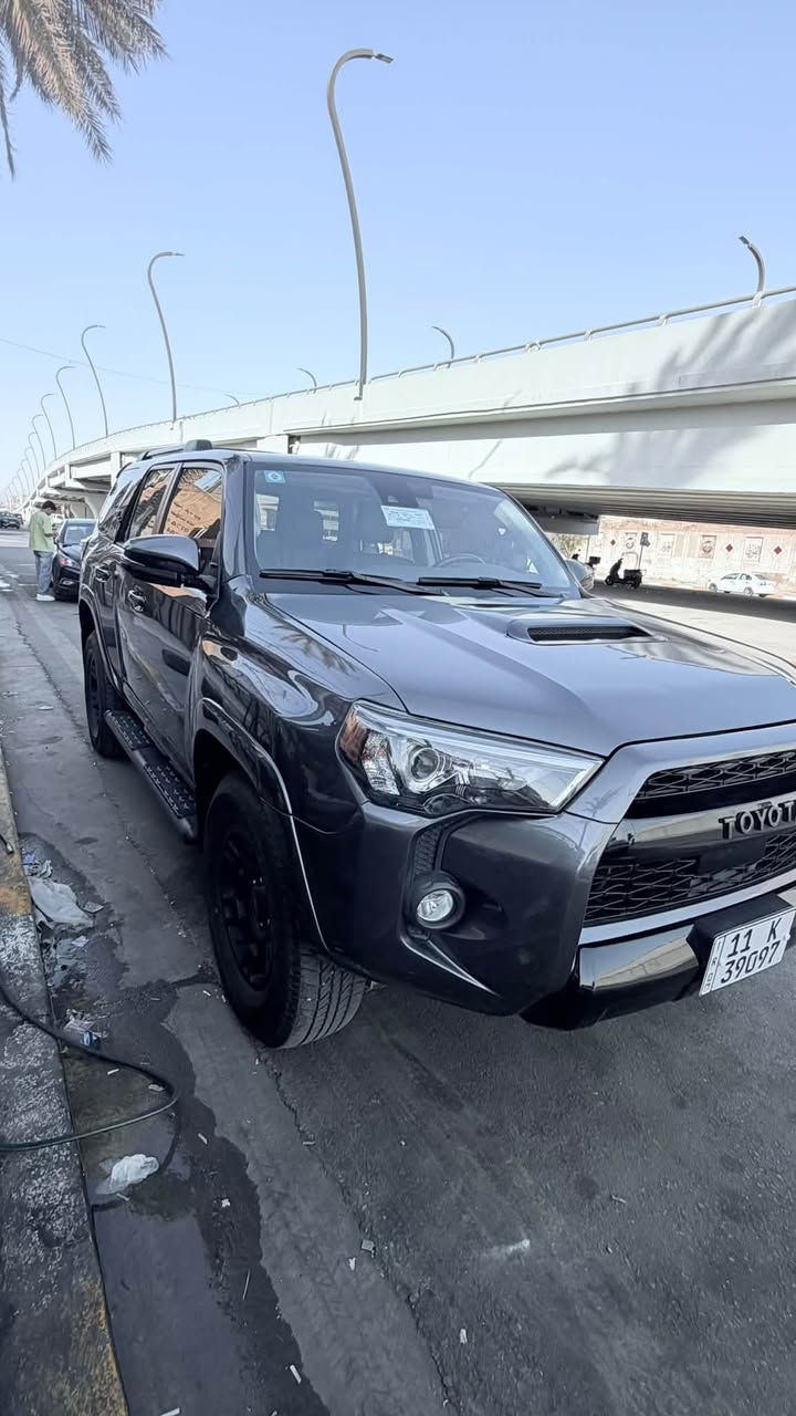 السلام عليكم فورنر للبيع
مديل 2023 Trd off rod
سياره فول للاخير معروفه مواصفاتها بعد 
فتحه بصمه 4جام اوتو 
فور ويل 
دبل اكسل 
سياره كلش حلوه وجديده ما مستخدمه ابد 
ماشية 10الاف فقط مشي امريكا 
حادثها بنيد فقط مبدل قطعه وحده مبدله 
وبيها بارد شي قليل 
رايدها 32الف يعني 3دفاتر و20ورقه والله يرزق الجميع💵
مكاني بغداد شارع فلسطين 
شراي خابر ***********
