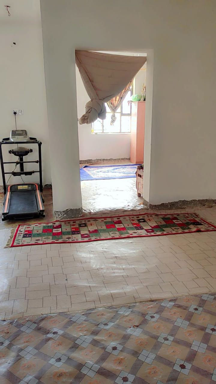 بيت بناء حديث طابو اسهم مساحته 100طابقين يحتوي عل 3غرف نوم صاله واستقبال مطبخ العنوان نزلة مول الكوخ قريب مدرسة نبي رحمه
استفسار تصل عل راقم
***********
