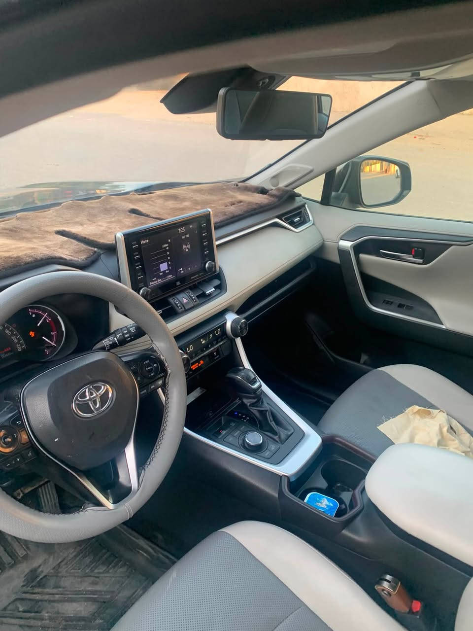 راف 4
مديل 2019
وارد امريكي < صور الحادث مرفقة 
فول مواصفات للاخير 
ماشيه : 137km
بنراما جنطة كهرباء كشنات تدفئة تبريد فول للاخير 
هواي مواصفات ميحتاج اذكرهن 
رقم بغداد ب اسمي تحويل مباشر 
مكان سيارة بابل 
للاستفسار: ***********

