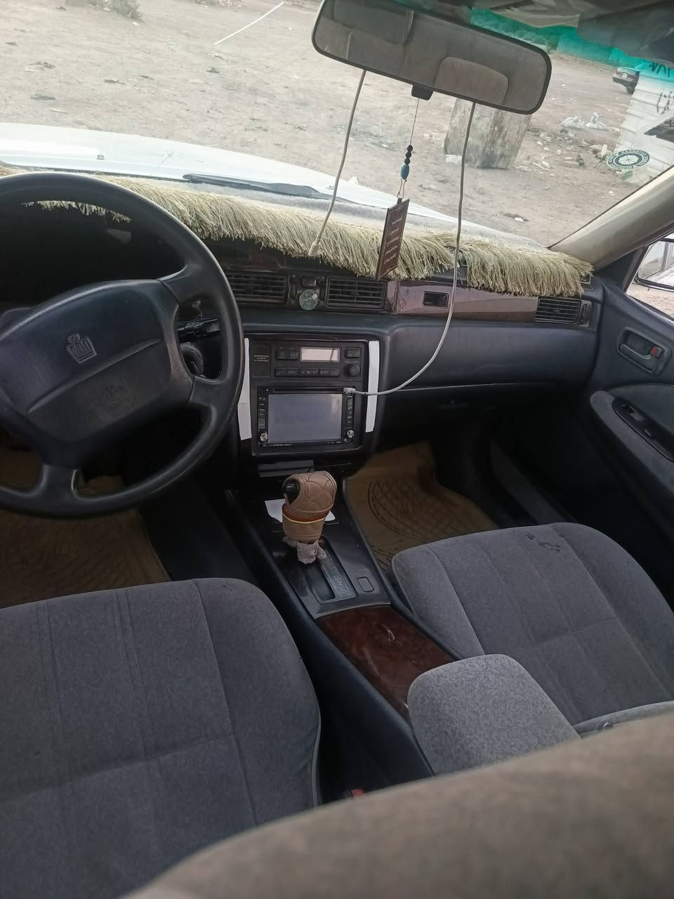 سياره للبيع مكفولة من العيب شرعي السعر عل الخاص وهذا رقمي ***********
