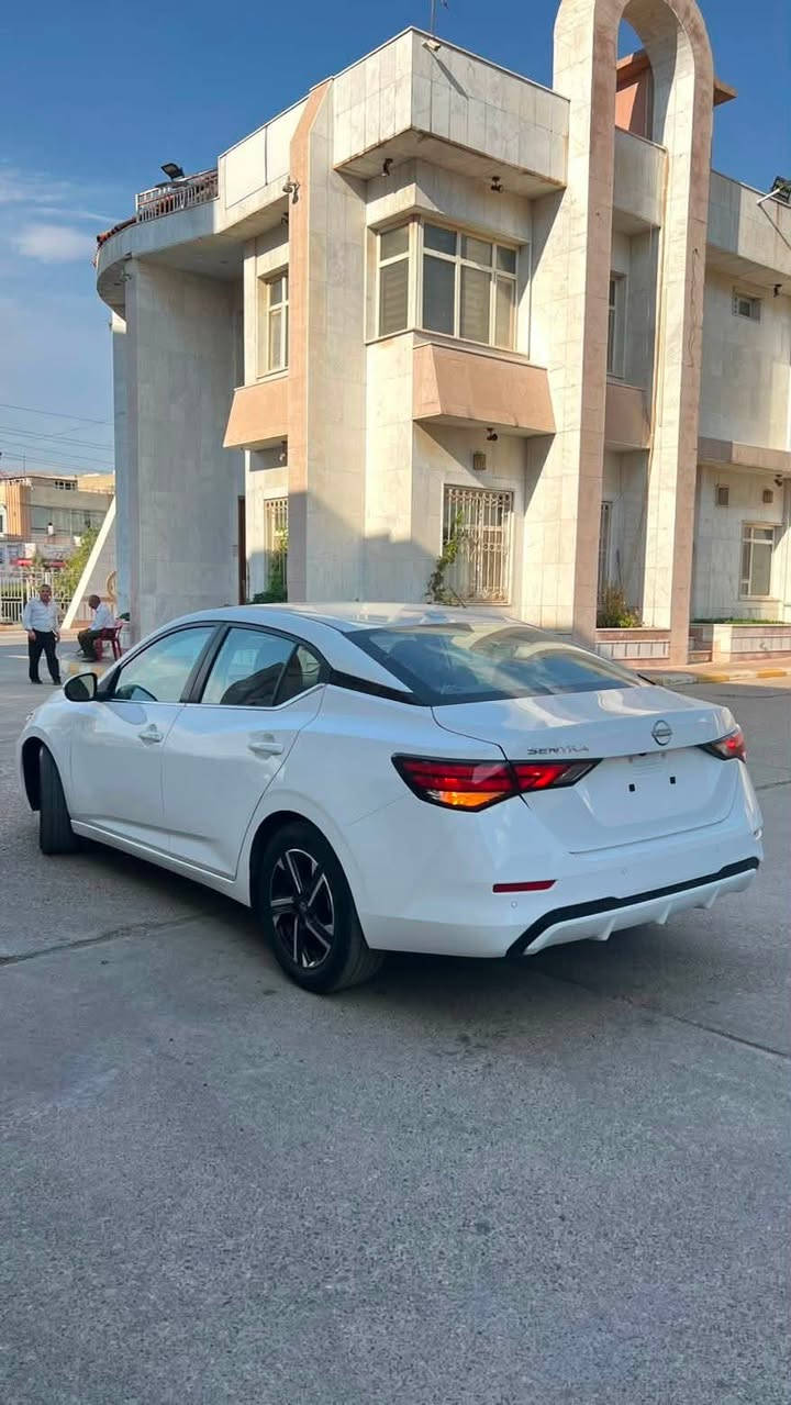 نيسان سينترا  موديل ٢٠٢٥شبر جملخ شبر بولند بدون دواخل ارباك سترين سيستم مواصفات SV بصمه شاشه كاميره رادار حساس ويل كروم ماشي ٢٥ الف سعر ١٣٤ورقه مجال 📞 ***********
