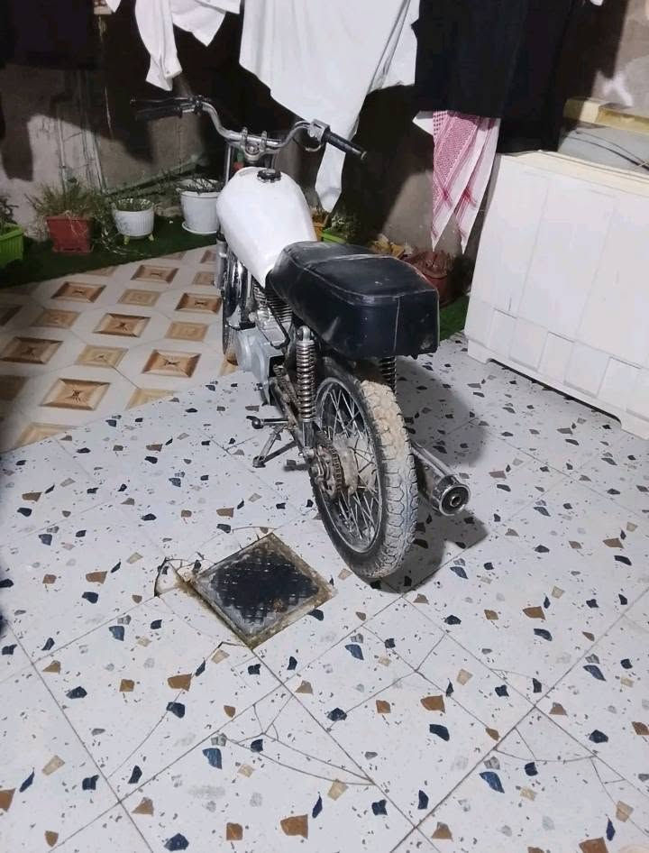 اربعه كير • زينه • نجف