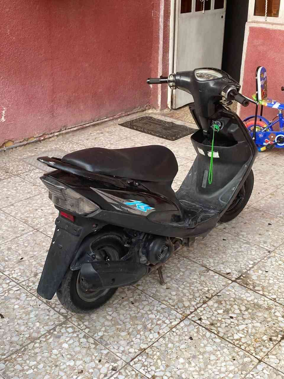 دراجة ماكس 120 دراجة نضيفة شوفت عينك صوتها ناعم كفرات بلادية كابريتر مكينة كلة بلادي زوج تايرات جدد دبلات لايت مروحة دراجة مالبيت معتاز كلش واريد ابيعها سعر 500 وبيها مجال واذا مراوس عادي 
عنوان بغداد شعب البنوك
واتساب فقط ***********
