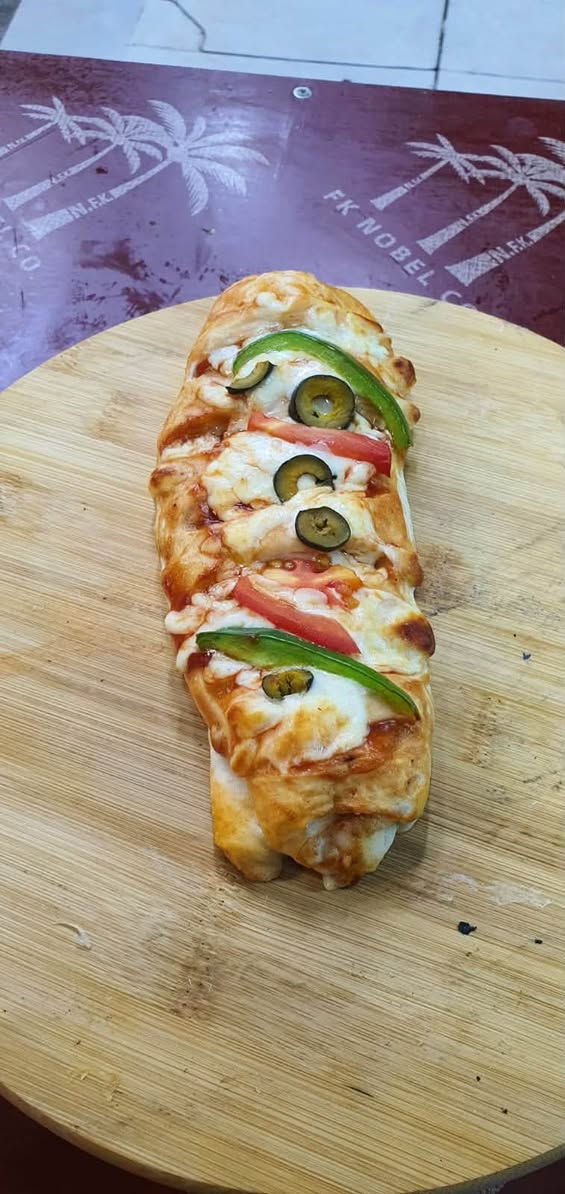 🔥 أهلنا الغالين بحي البساتين 🔥
العروض الحلوة وصلتكم من كص المصطفى 😍❤️

🍕 بيتزا — 4 بـ 10,000 دينار
🥙 صاج إيطالي — 3 بـ 10,000 دينار
🥟 لحم بعجين — صحن 6 قطع بـ 2,500 دينار
🍕 ميني بيتزا — صحن 6 قطع بـ 2,500 دينار
🥩 لحم بعجين موصلي — القطعة بـ 1,000 دينار

🔥 طعم طيب.. سعر يناسب الجميع.. والعروض الكم يا أهل البساتين ❤️

📍 حي البساتين – شارع الشيخ منهل
📞 للطلب والتوصيل: ***********
🛵 التوصيل مجاني

لا تفوتون العروض 😍🔥
كص المصطفى.. الطعم اللي يستاهل التجربة ❤️
:::
