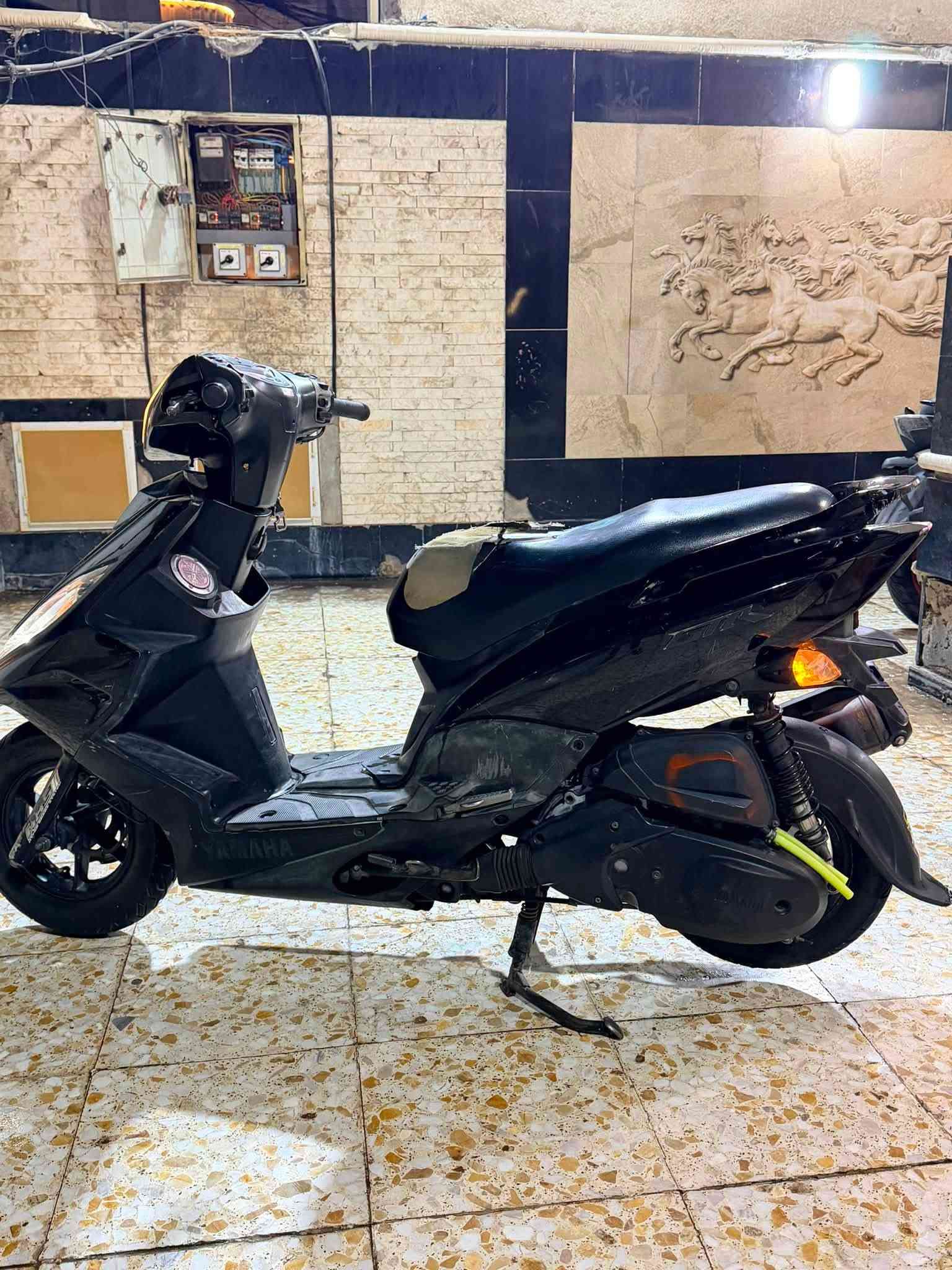 من رخصت الادمن جي تي ار رمبه للبيع الدراجه ما صارلها شهر من منزلها من الرمبه موديل 14 ا بانزين كله محسن دهن كله امزويل لدراجه شلعه ومعدل خير من الله كفر بلادي يخبل بيها مكينه خرسه بشكل بيها
 قبق بانزين رياضي اصلي
 بيها ملقط ncy بلادي رياضي
 بيها كلجات رياضي اصلي
 الدراجه نضافتها 100/100 صارلها شهر طالعه من المعرض السعر 1250 وبيها مجال بسيط للشرايه الاستفسار *********** مكاني كاظميه
