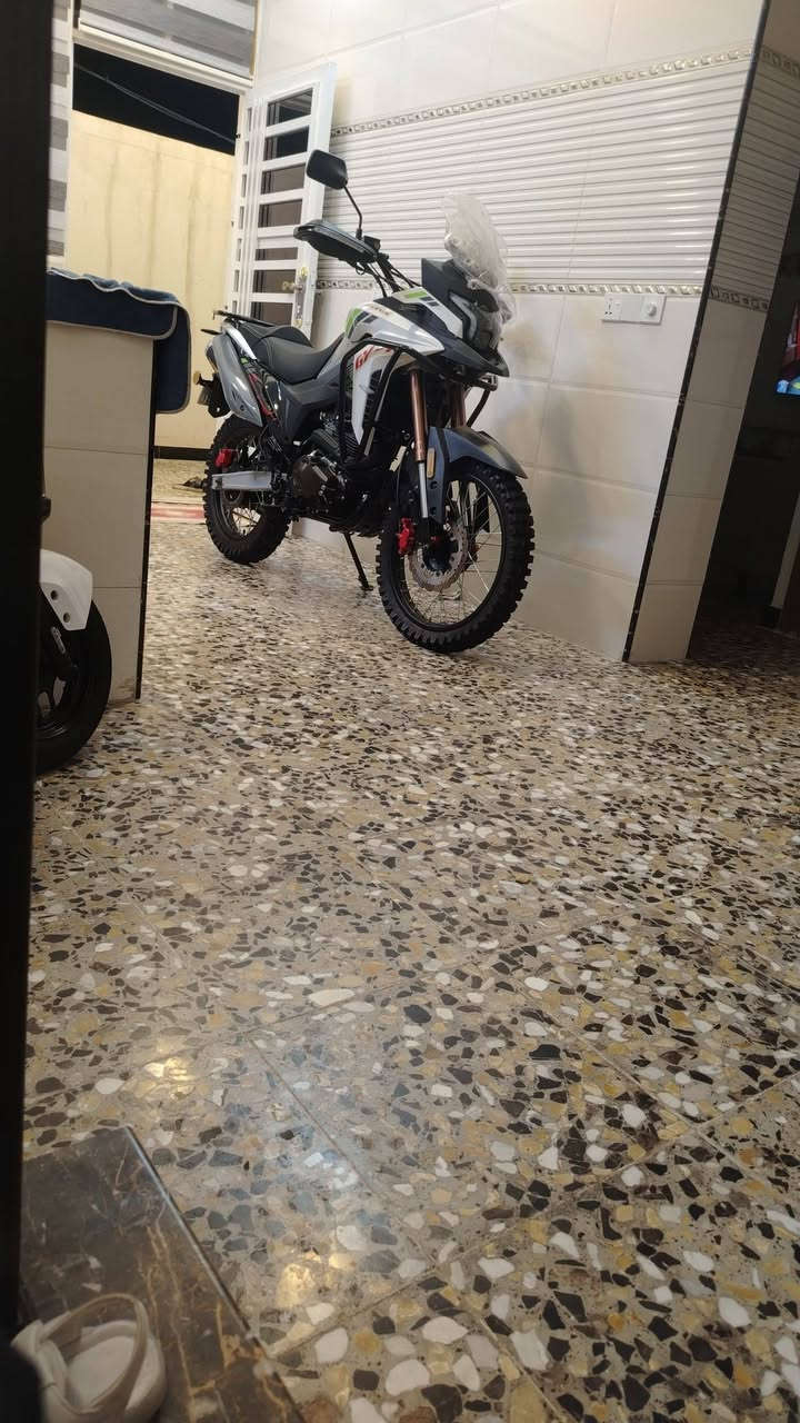 دايوان دافنجر • ٣٠٠ • موديل ٢٦