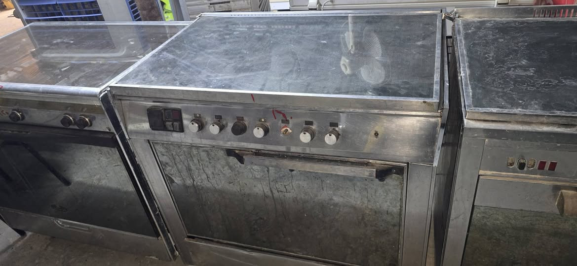 طباخات شرط شغل ونضاف
عنوان

شطرة الحولي فرع محطة الكهرباء الجديدة مقابيل حسينية حامي الشمال((نبي الرحمة)) داخل الساحة***********
