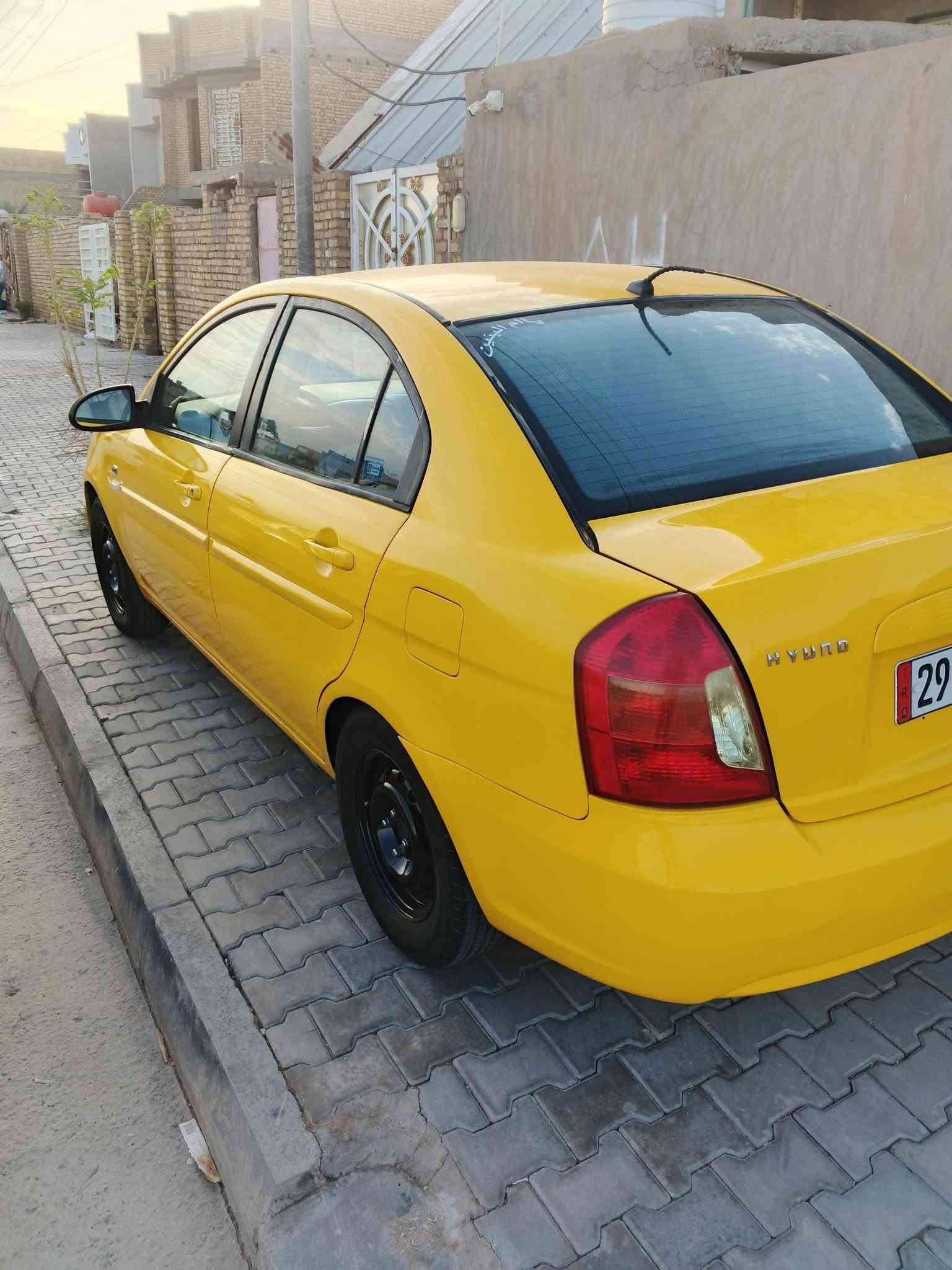 للبيع اكسنت موديل 2009 رقم واسط بسمي مصفره سياره جاهزه مكينه 1600 مكاني كوت السعر 67 وبيه مجال ***********

