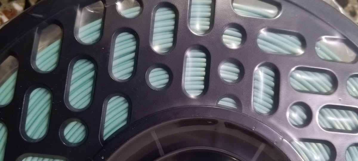 خيط طابعة • طابعة ثلاثية الأبعاد