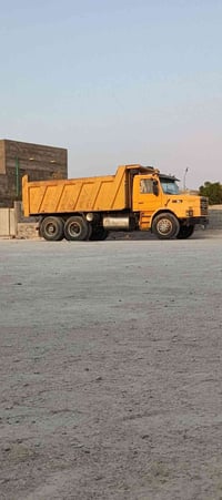 شاحنة