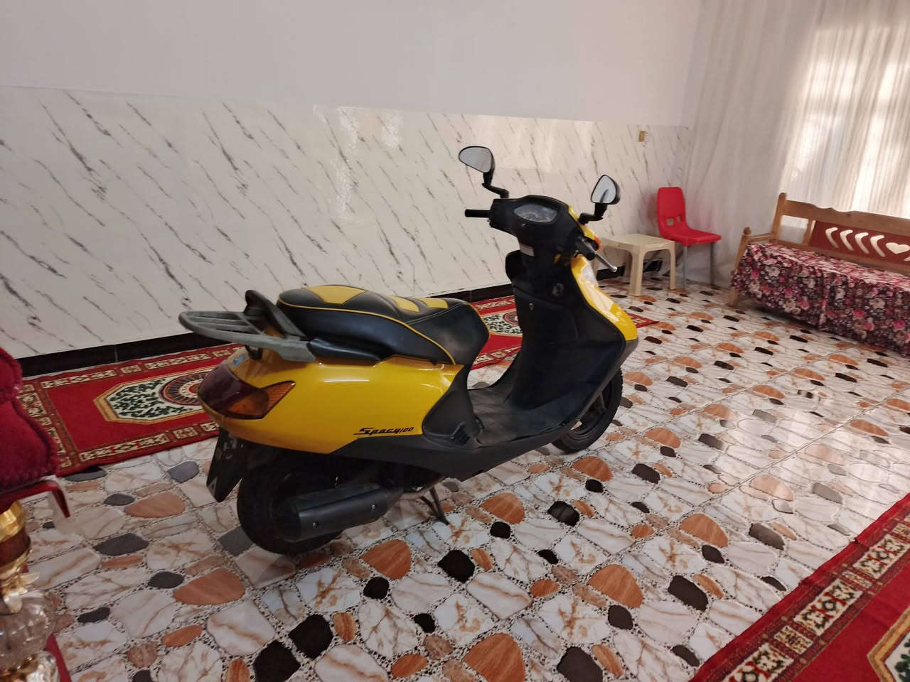 درجة سبيسي ياباني كفرات اصليه أبو الختم كابريتر اصليه كهربايات كله شغاله درجة جاهزه قفل ستيرن قفل صندوق مكينه نعومة فول الهاتف *********** المكان كوت الزهراء
