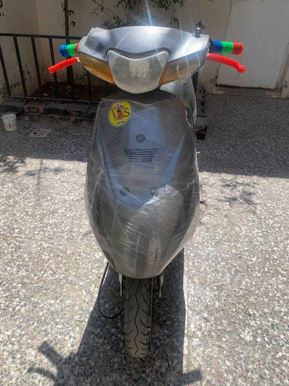 السلام عليكم دراجه للبيع نظيفه كهرباء شغاله ممكينه ناعمه كفرات بلاد سعره 250 وبيها مجال اتصال على هذا الرقم ***********
