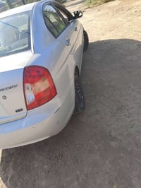 اكسنت موديل 2010 شركه العامة صبق بنيد فقط وسونر موجود  تفاصيل  0771816...