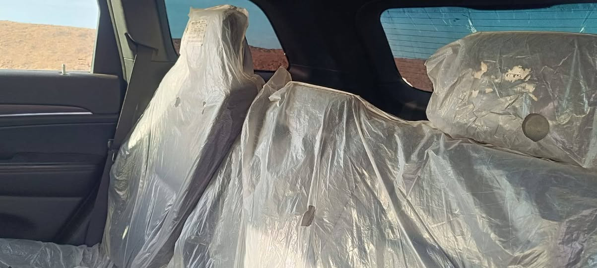 سلام عليكم سياره جيب 2020 وارد امريكي فول مواصفات لمتد سياره جديده نضيف البارحه بدلت صدره 800 الف تبريد سويته ستوني صارلي يومين سياره رتبته عله اخر حبايه 
سياره حلوه وجديده سياره وصخه ما غاسله عندي شغل ما غاسله تبريد ثلج من اكلك ثلج ثلج واكرر صدر جديد تجي وتشوف بعينك البارحه بدلته لايت سوته ستوني 250 الف جديد عالي ناصي سياره خير من الله نضيف وحلوه فول مواصفات لمتد البالك المواصفات لمتد بعد معؤوفه مواصفاته ما يحتاج اعدهن سياره للبيع او مراوس سورنتو لو سنتافيه لو فورويل او بيع ماكو مشكله اتصال عله هاذه الرقم ***********
