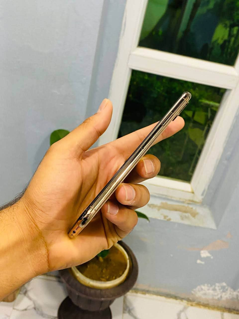 آيفون XS ماكس • ٢٥٦ • مبدل بطاريه
