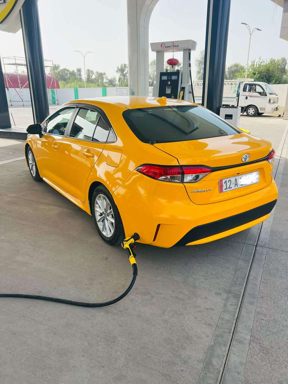 السلام عليكم 
كورلا 2022 LE للبيع والمراوس
مواصفات فول عدا البصمه والسلايت
محرك 18 vvt (المرغوب)
 رادار امامي
توقف ذاتي
 اوتو بريك
اوتو هولد
سايد بريك توماتيك (بصمه)
تحديد مسار
عدم الخروج من خطوط الشارع
كروز سرعة
لايت زينون
شاشة جبيره
تحكمات كامل جيهتين
رقم نينوى بااسمي 
هيئة غرامات صفر
ضرر فقط جاملق مبدل اصلي نفس اللون
بدون ايرباك بدون دواخل بجم كبس
لايتات الشركة 
ماشيه 120ميل
سياره جديده شرط طخم الشركة
سيارة من امريكا على يدي
منظومة غاز
السعر170 وبيها مجال  اتصل وتدلل
مكاني موصل ***********
